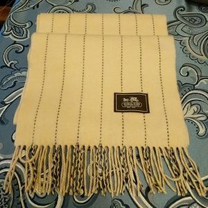 Coach creme scarf